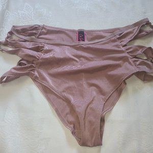 La Senza NWOT XL High Waist Cheeky Panty